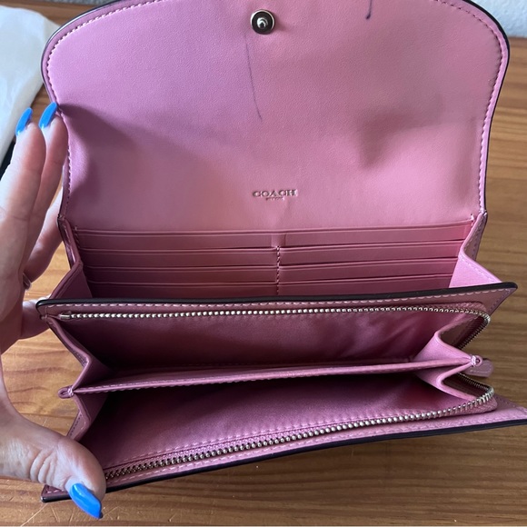 Coach signature wallet. - Picture 4 of 4